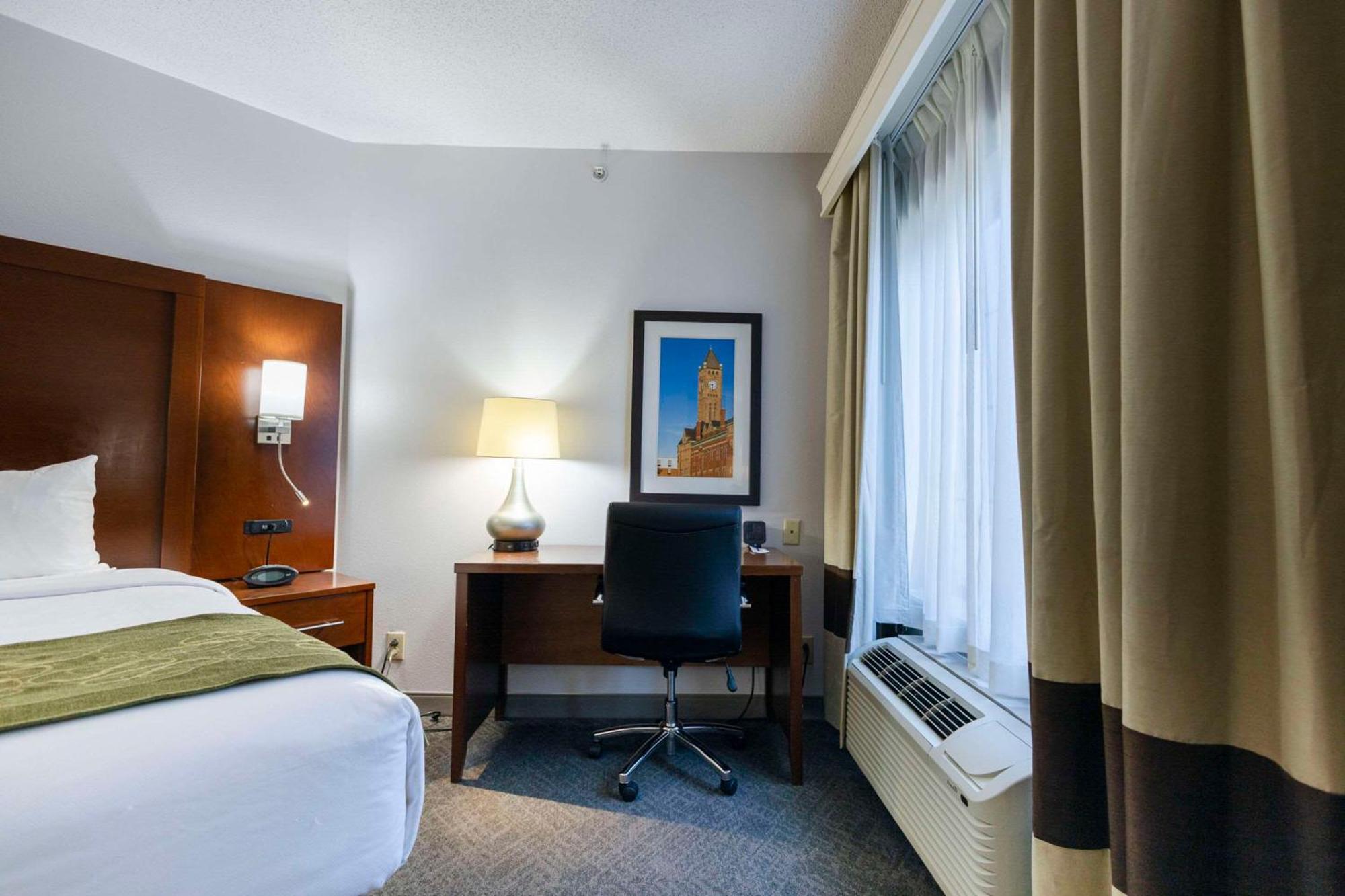 Comfort Suites Springfield Exteriör bild