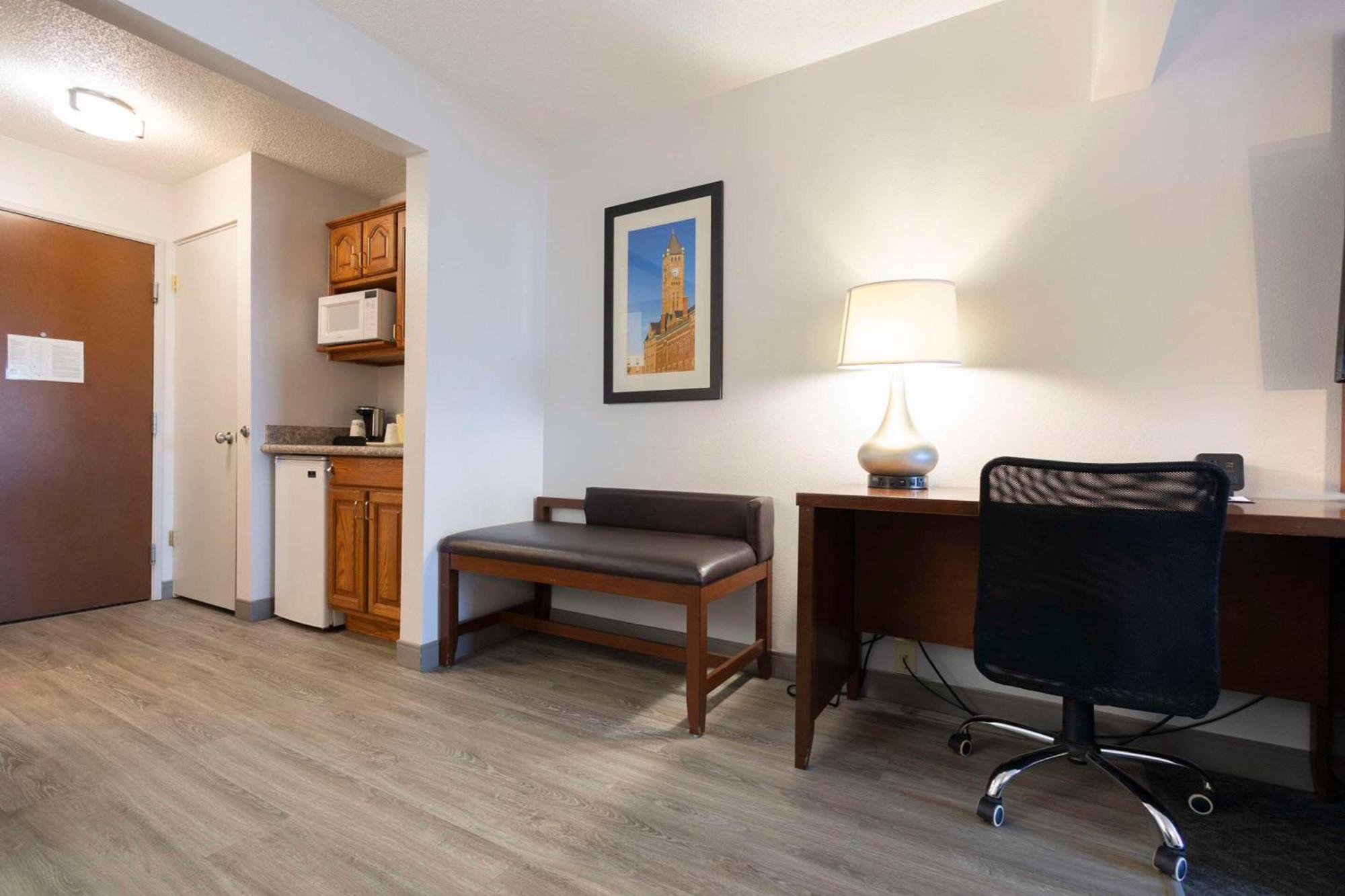 Comfort Suites Springfield Exteriör bild